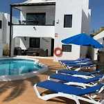 Palm Villa *